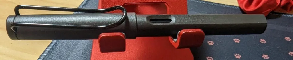 Lamy-Safari-Cap-On-1024x210