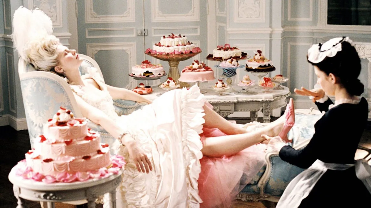 marie-antoinette-still-2
