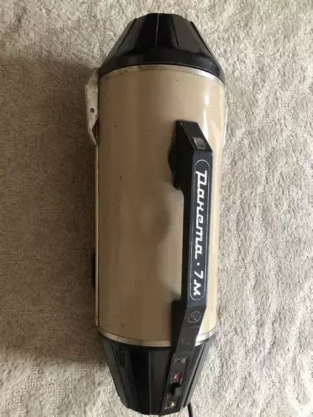 Raketa vacuum cleaner