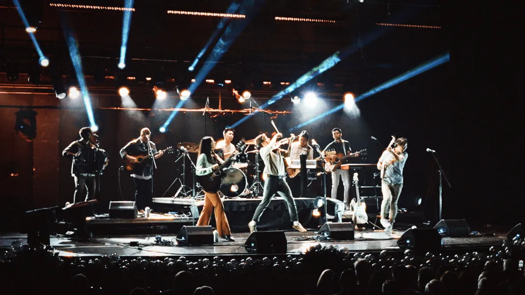 20250101 Streetlight Cadence at the Hawaii Theatre