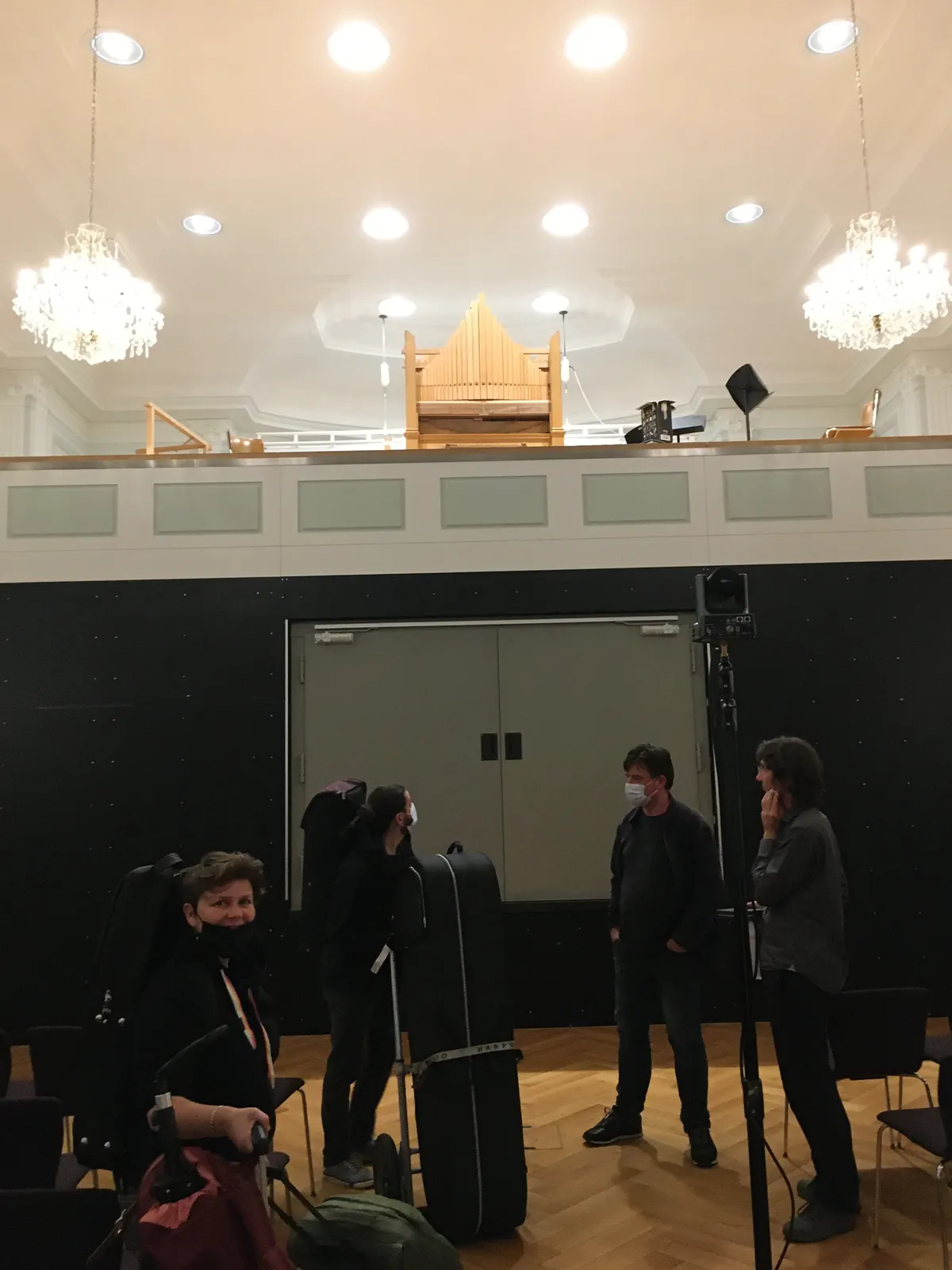 Aufbau im Grossen Saal der Musik-Akademie Basel
