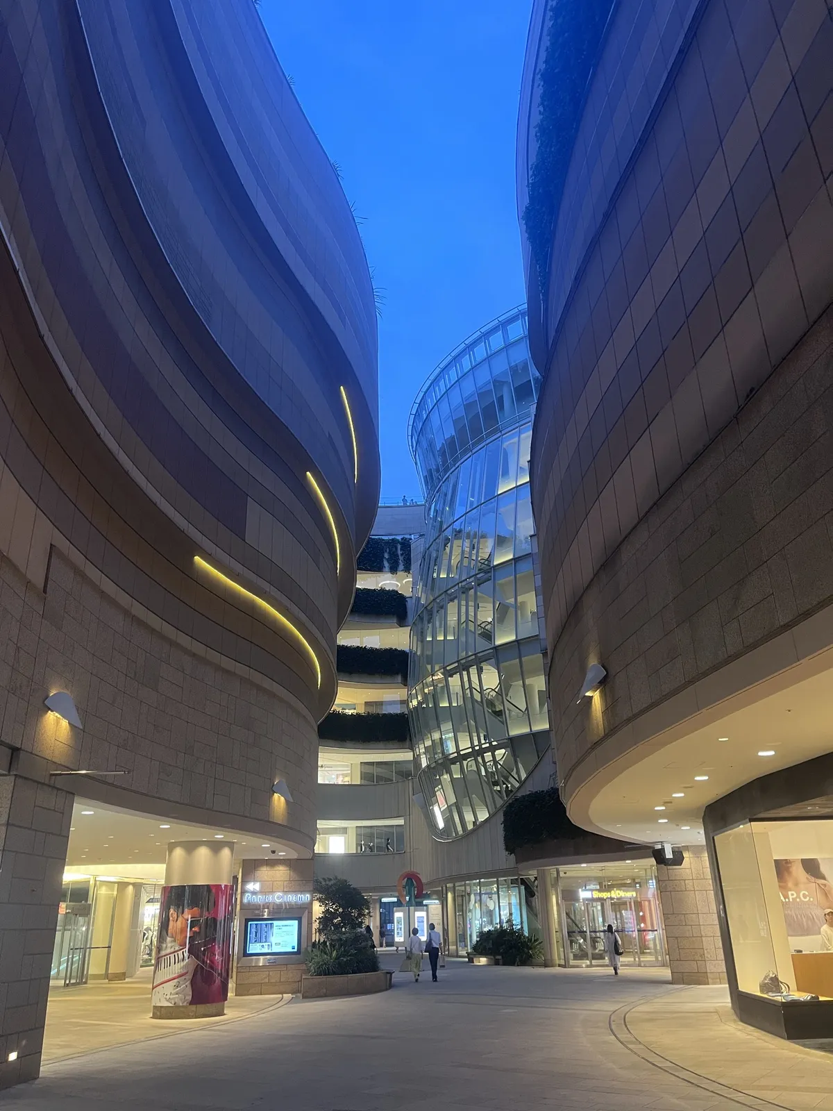 it's actually quite pretty at night