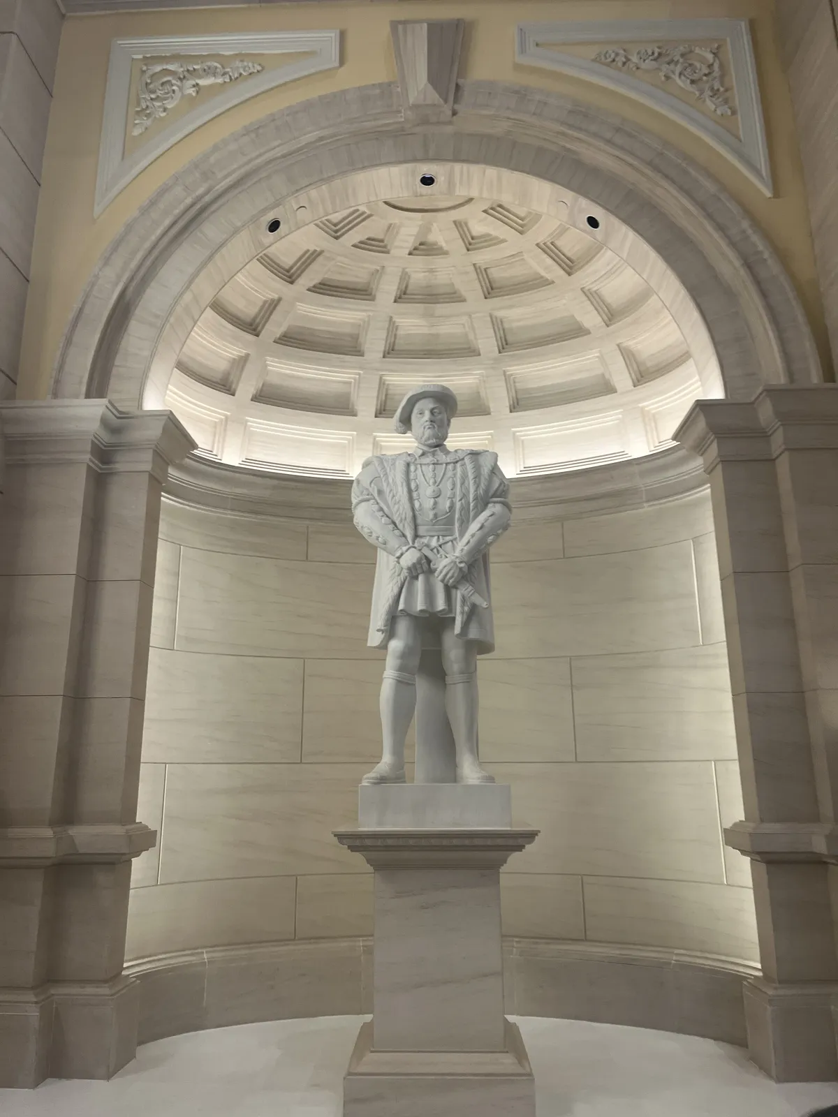 Statue of King Henry VIII. The other side has Elizabeth I