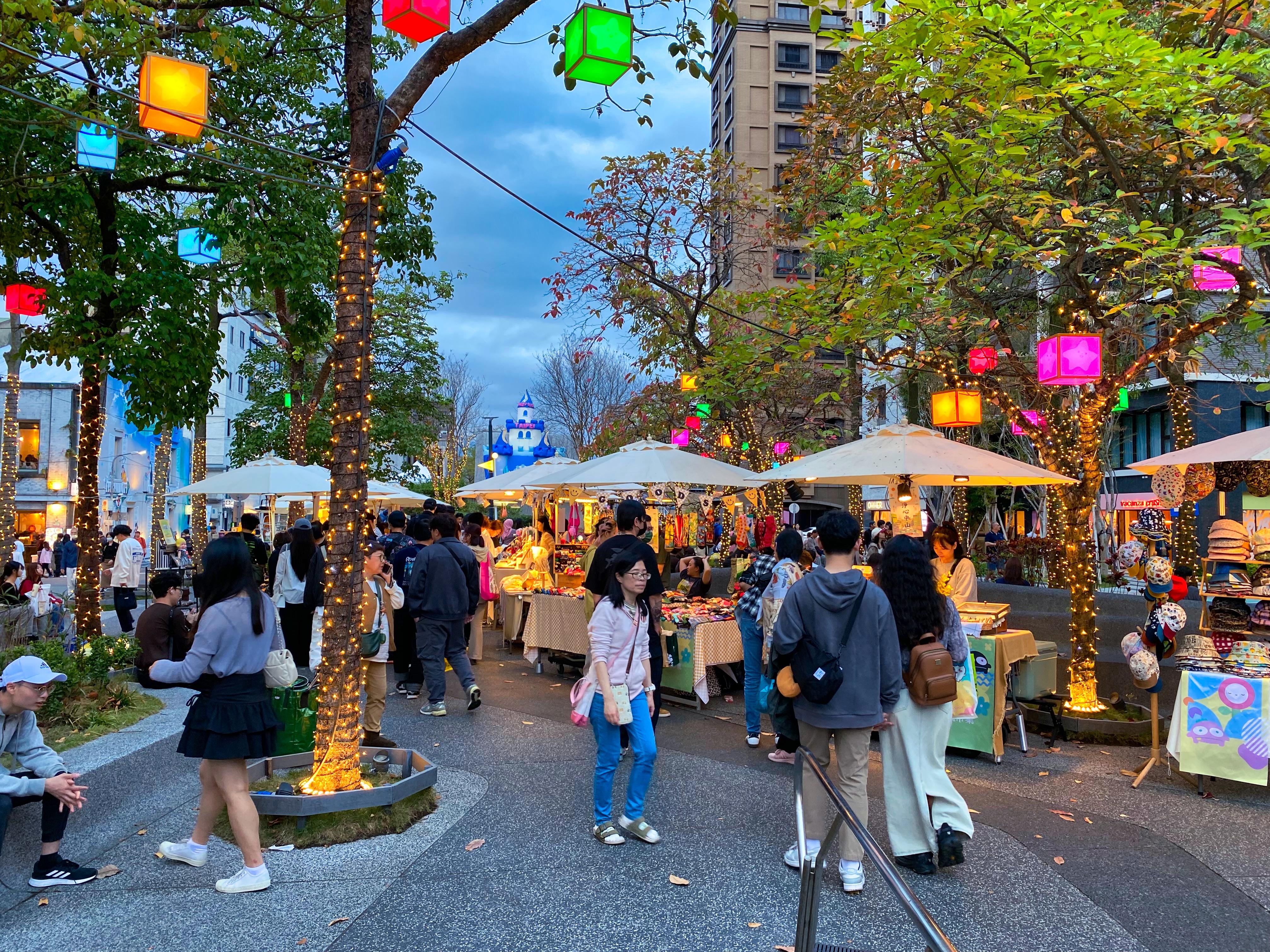 Zhongshan day market