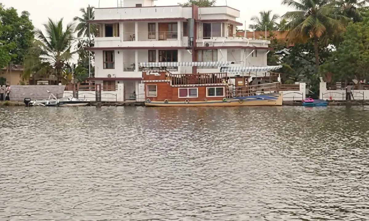 Sacred River Homestay