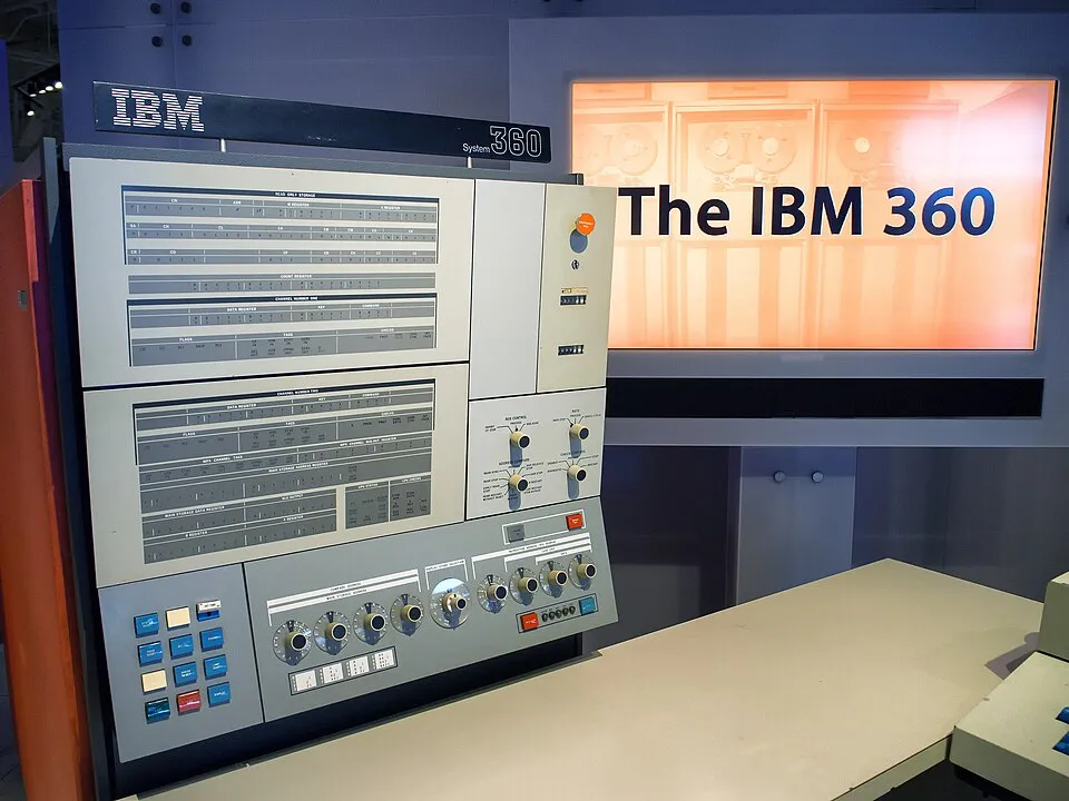 IBM_System_360_ー_Computer_History_Museum