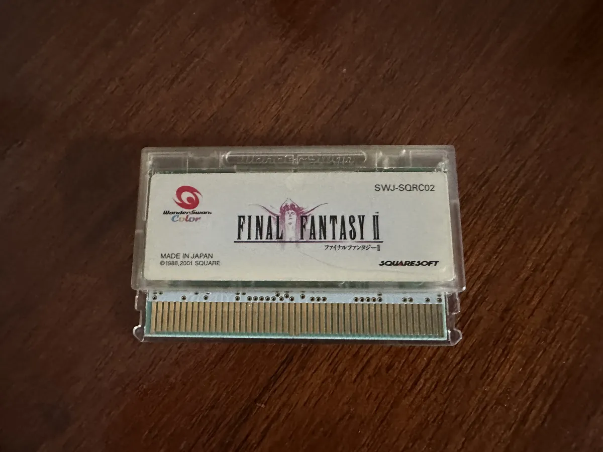 A Final Fantasy II cartridge for the WonderSwan.