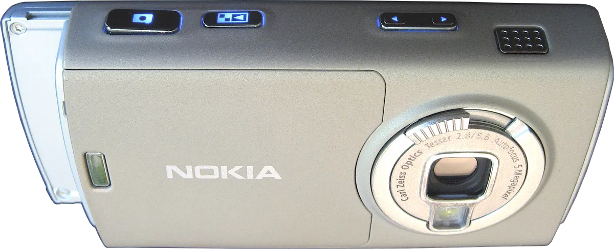 The back of a Nokia N95