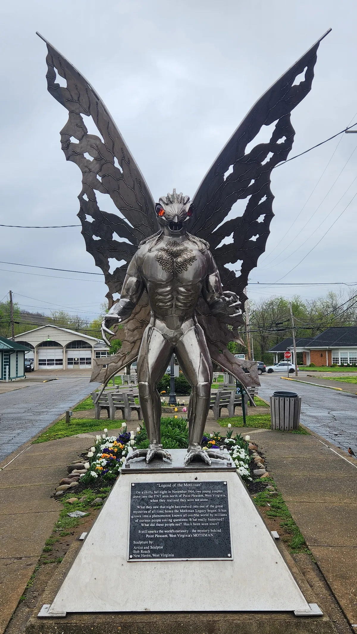 Full frontal view of the Mothman statue