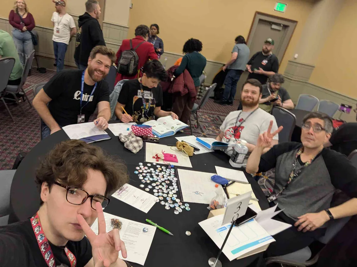 PXL_20251122_195918425