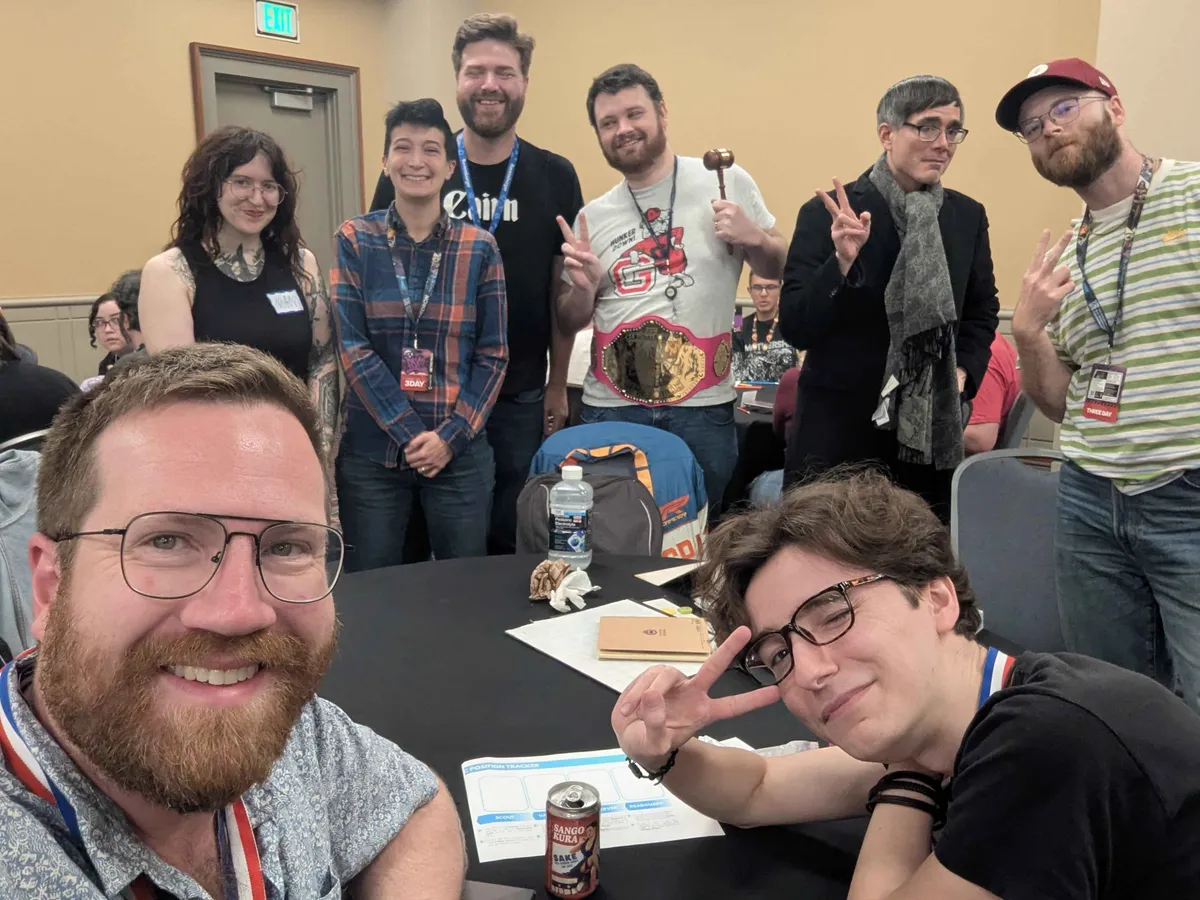 PXL_20251122_224003907