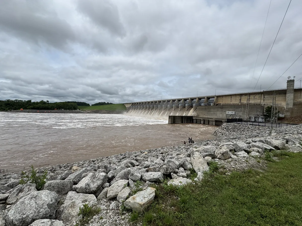The floodgates and flowing water of Keystone Dam.