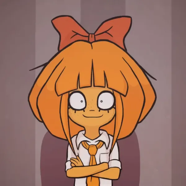 mymy from ongezellig smiling a little bit with her arms crossed