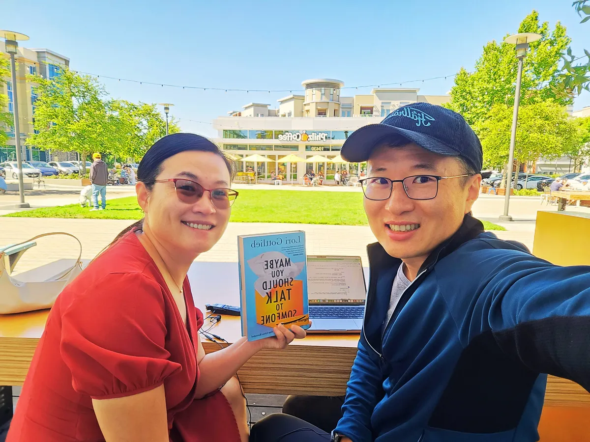 Recording podcast in Main St. Cupertino. Heytea, where we were seated, was about to open.