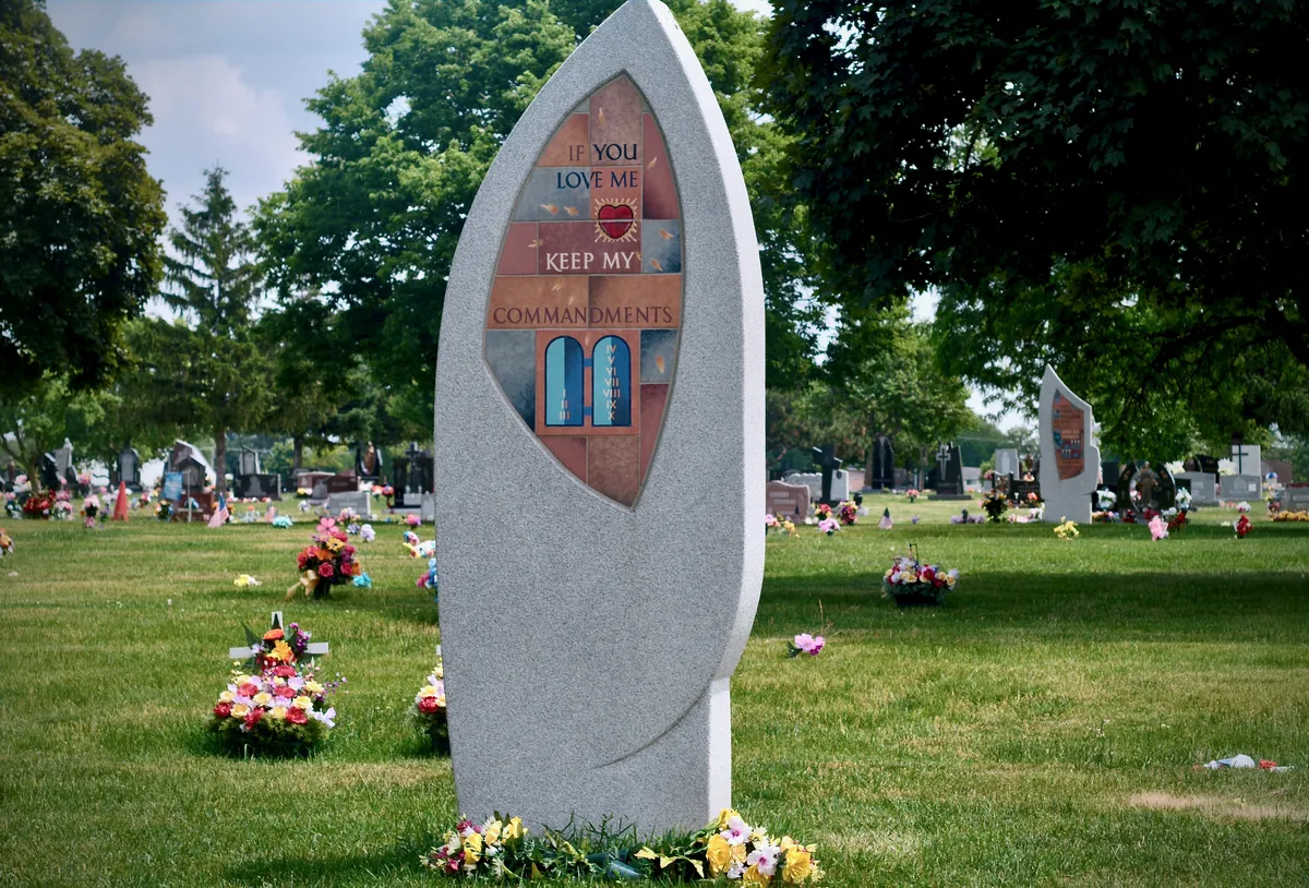Because my visit happened in the mid-morning, Resurrection Mary was nowhere to be seen.