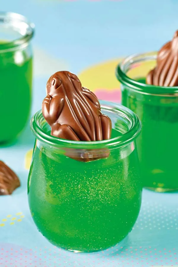 Frogs_in_a_Glitter_Pond_600x900 (1)