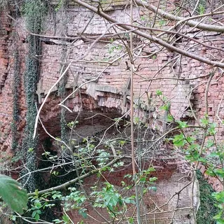 Iron bars holding bridge