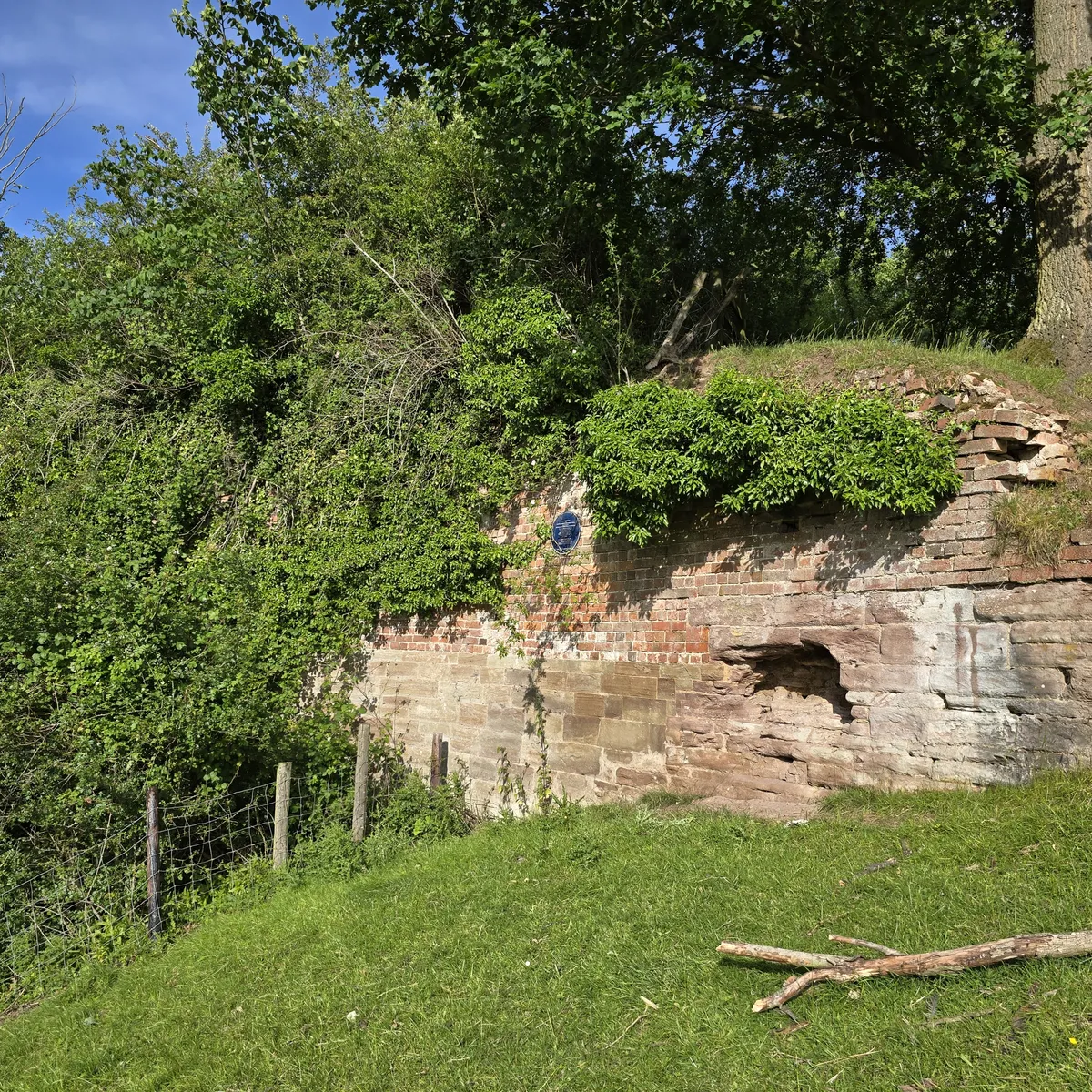 South side of aqueduct