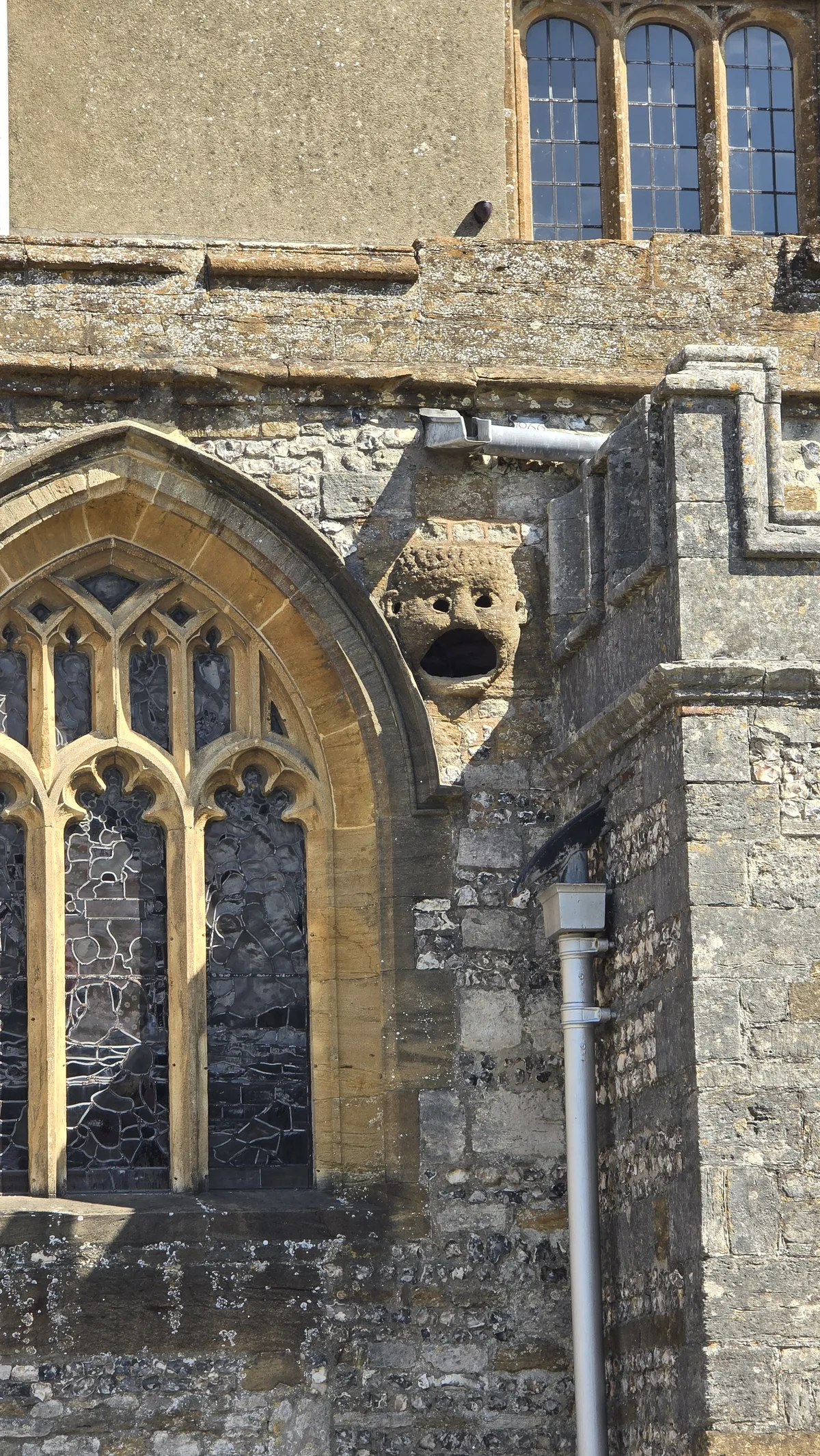 grotesque1