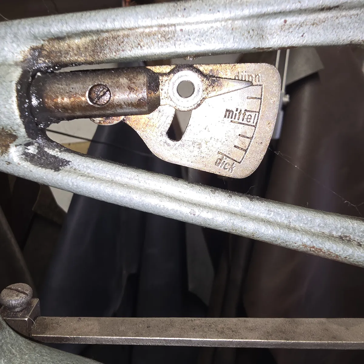 setting needle