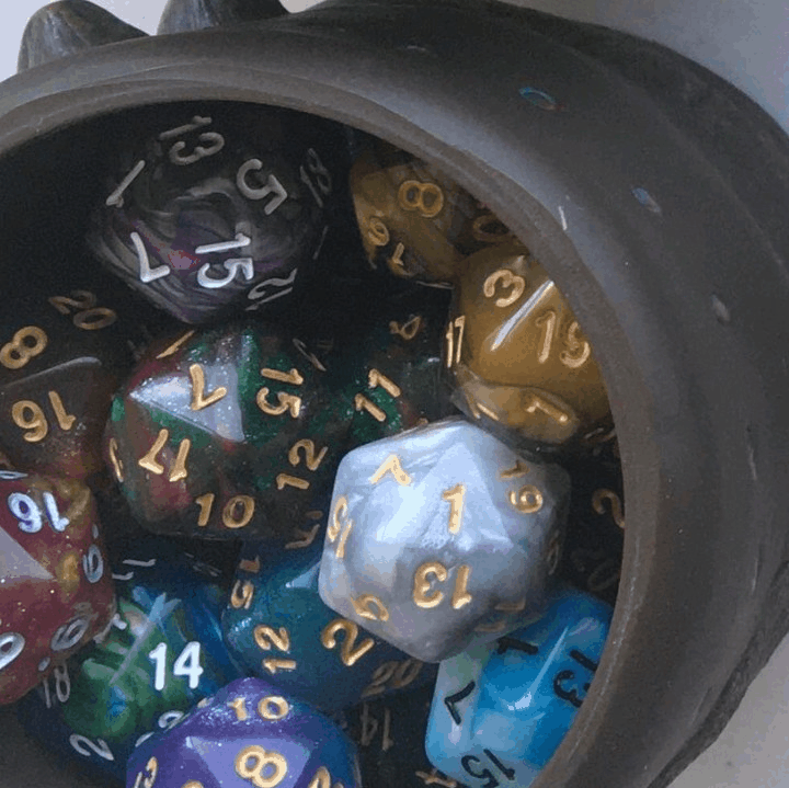 randomized-glitch (dice)